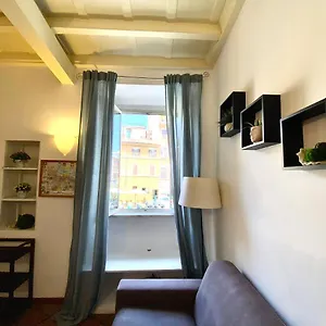 Appartamento Trastevere Rome's Heart Charming 888, Roma