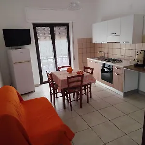 apt-reggios-house.taorminaitalyhotels.com/